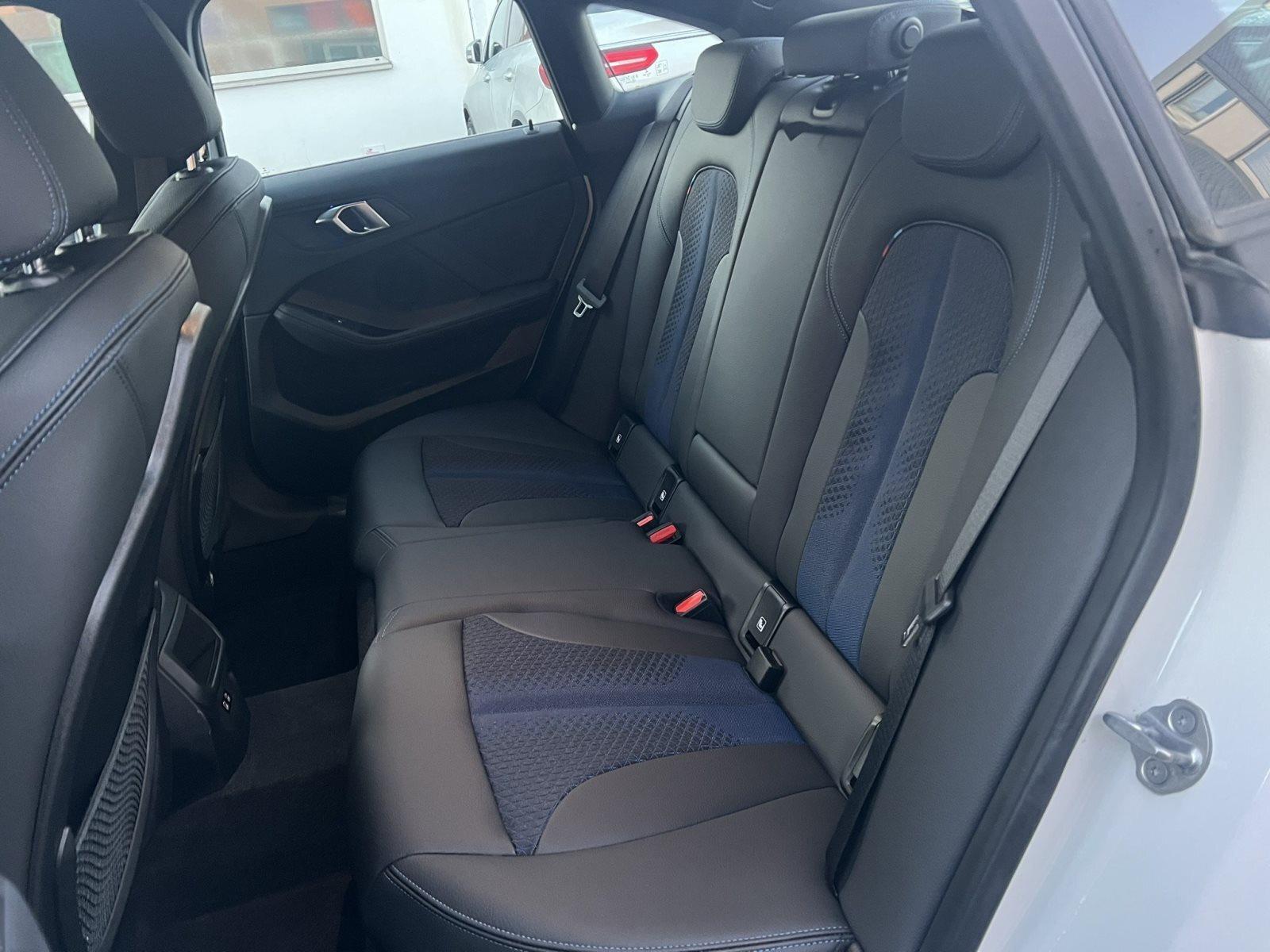 BMW 218 Gran Coupé M Sport DKG Navi LED PDC SHZ