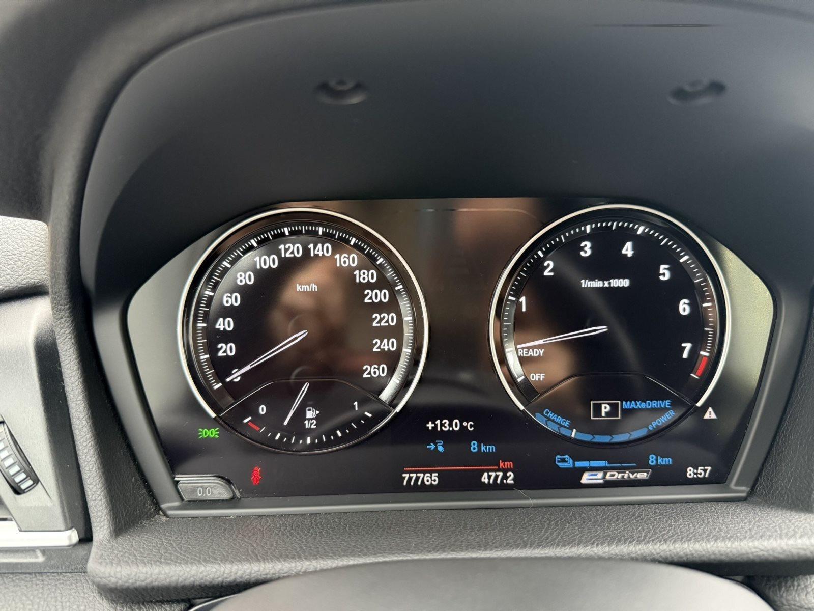 BMW 225 225xe Sport Line LED Navi PDC HiFi