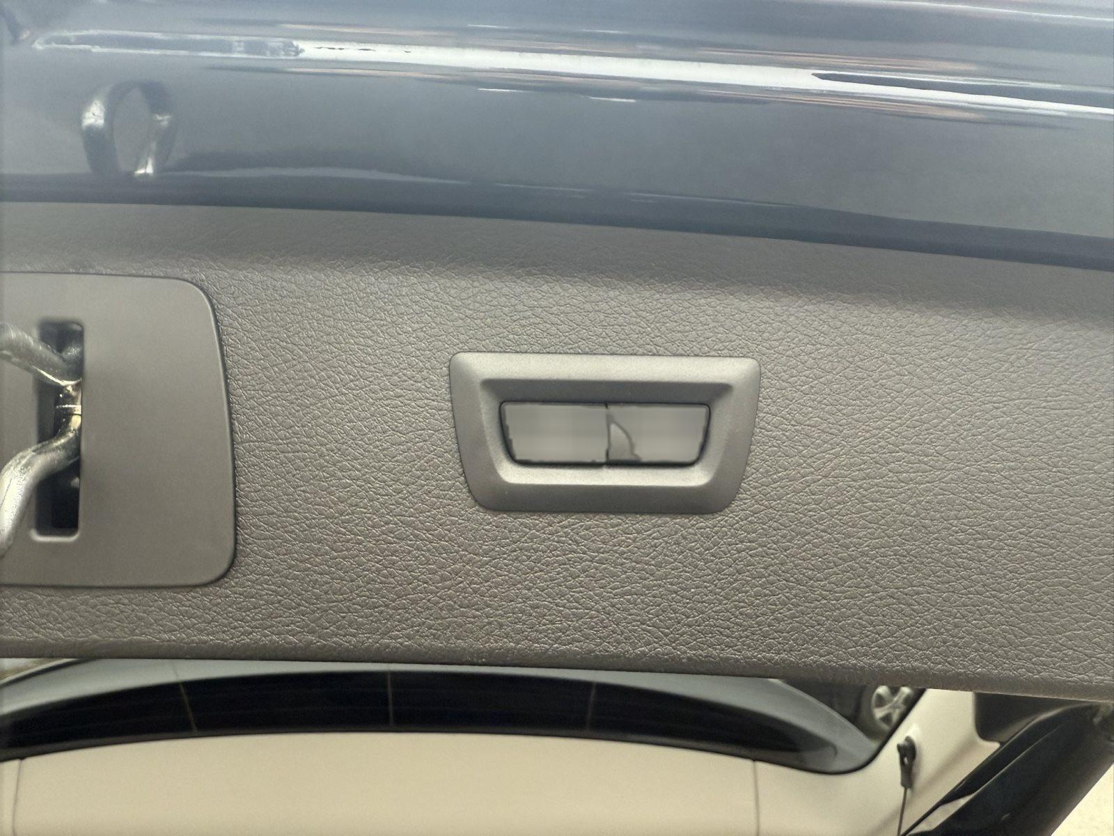 BMW 225 225xe Sport Line LED Navi PDC HiFi