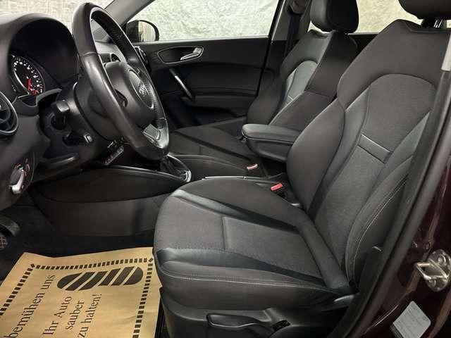 Audi A1 S line edition Sportback 1.4 TFSI Xenon Plus