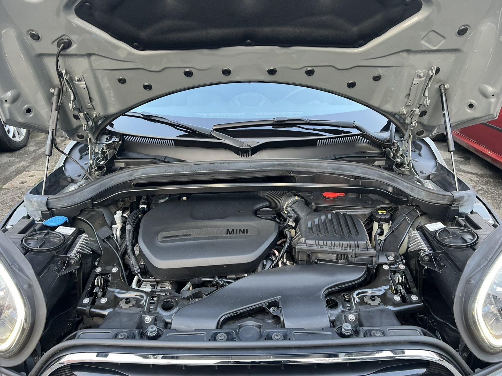 MINI Cooper D ALL4 Chili LED Navi Sport