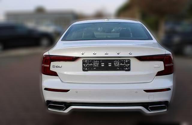 Volvo S60 R Design AWD T8 Pano ACC LED HUD Navi 360° Memory