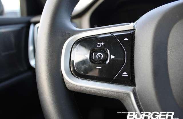 Volvo S60 R Design AWD T8 Pano ACC LED HUD Navi 360° Memory