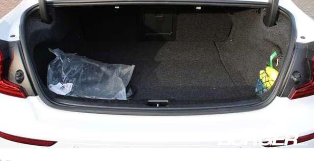 Volvo S60 R Design AWD T8 Pano ACC LED HUD Navi 360° Memory