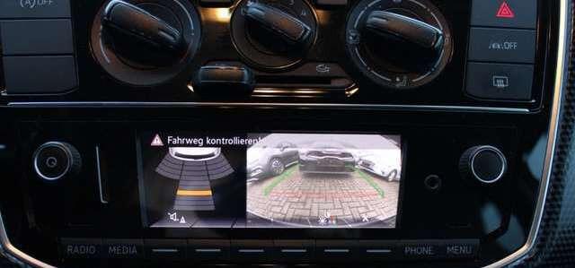 Volkswagen up! DAB Kamera Temp PDC Regensensor GA Speedlimiter Kl