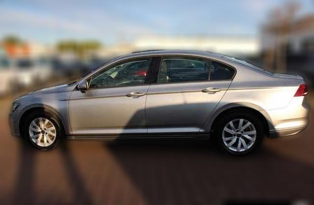 Volkswagen Passat Limosine Navi LED Klimaautom. DAB SHZ Spurhalteass