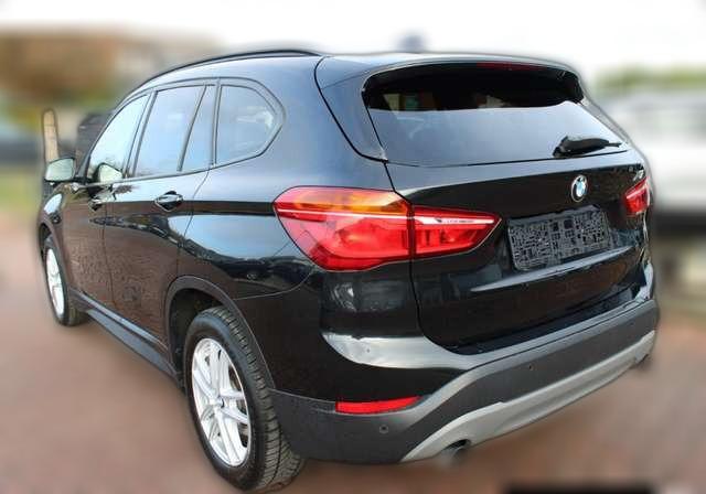 BMW X1 xDrive 20 d Advantage HUD AHK Navi LED El. Heckkla