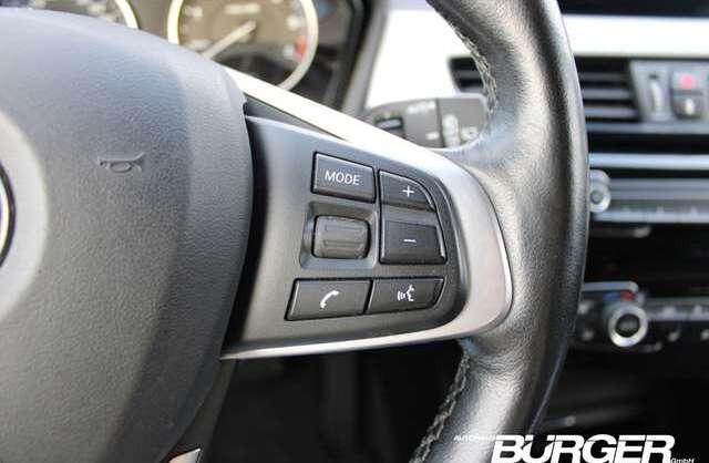 BMW X1 xDrive 20 d Advantage HUD AHK Navi LED El. Heckkla