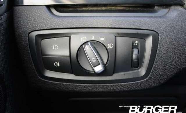 BMW X1 xDrive 20 d Advantage HUD AHK Navi LED El. Heckkla