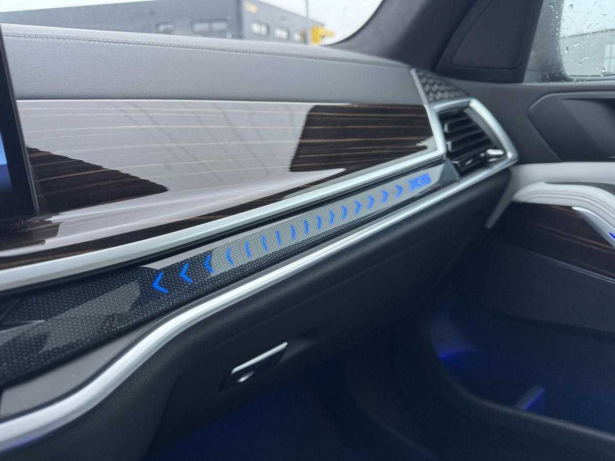 BMW X5  xDrive 30d+M-Sport+SkyLounge+LED+Leder