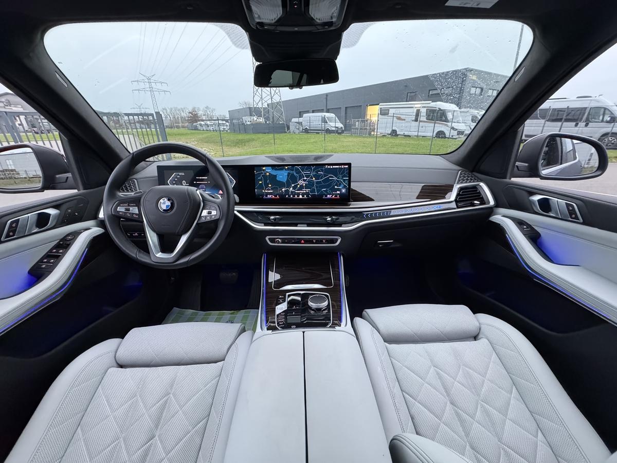 BMW X5  xDrive 30d+M-Sport+SkyLounge+LED+Leder