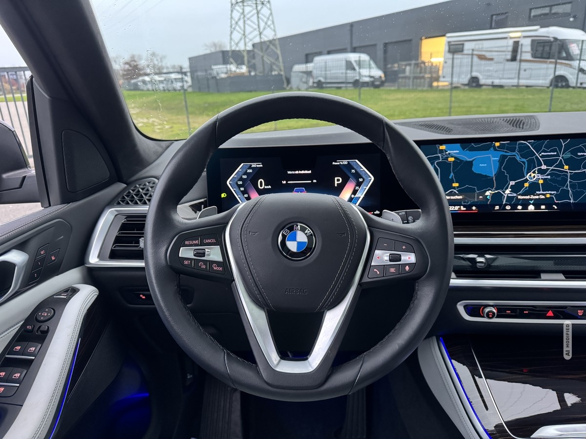 BMW X5  xDrive 30d+M-Sport+SkyLounge+LED+Leder