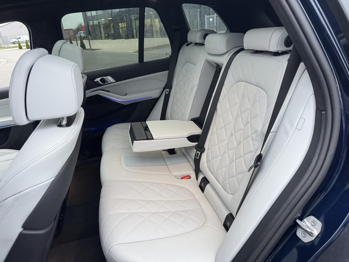 BMW X5  xDrive 30d+M-Sport+SkyLounge+LED+Leder