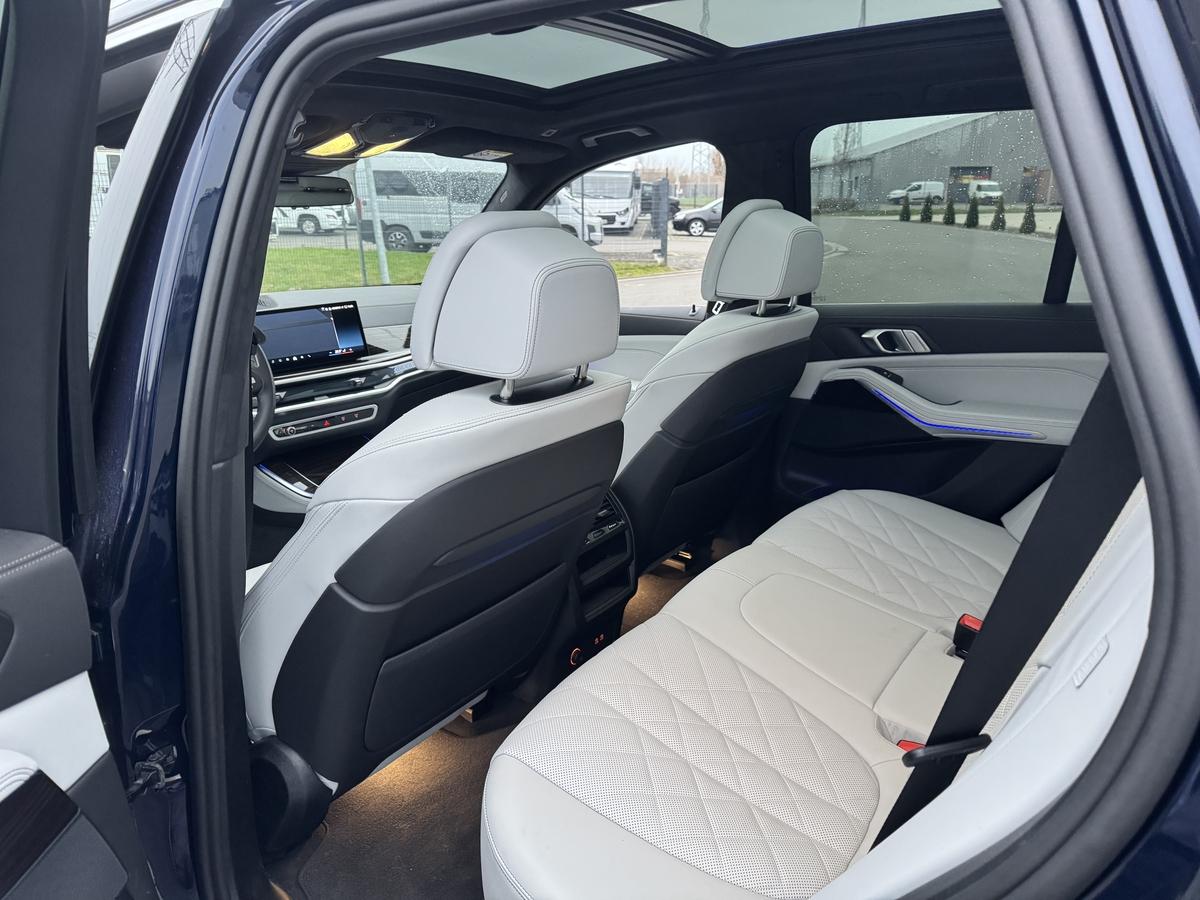BMW X5  xDrive 30d+M-Sport+SkyLounge+LED+Leder