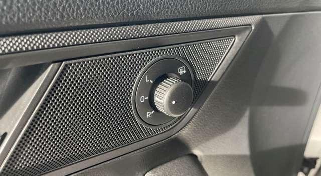 Skoda Fabia Combi Ambition 1.0 Navi PDC SitzHZG CarPlay 8-Fach