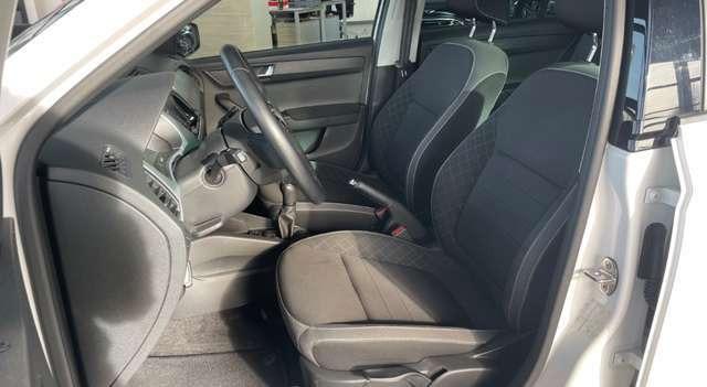 Skoda Fabia Combi Ambition 1.0 Navi PDC SitzHZG CarPlay 8-Fach