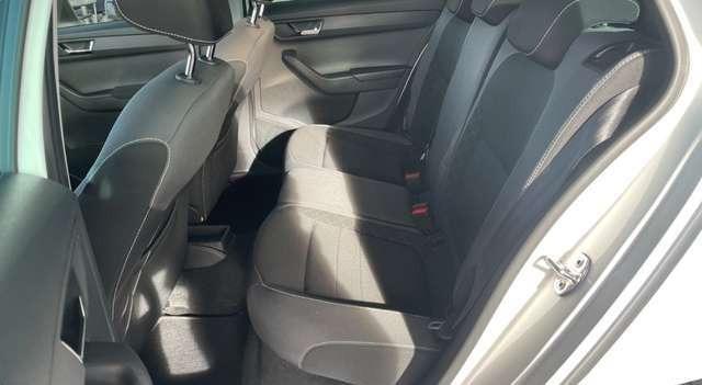 Skoda Fabia Combi Ambition 1.0 Navi PDC SitzHZG CarPlay 8-Fach