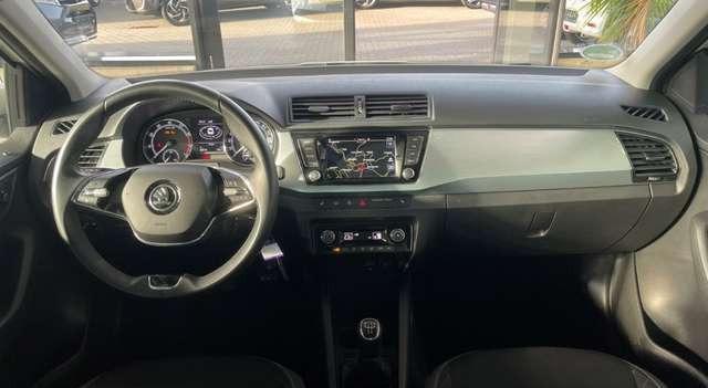 Skoda Fabia Combi Ambition 1.0 Navi PDC SitzHZG CarPlay 8-Fach