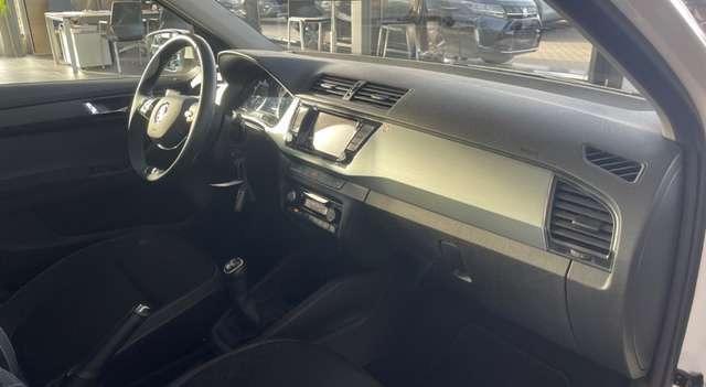 Skoda Fabia Combi Ambition 1.0 Navi PDC SitzHZG CarPlay 8-Fach