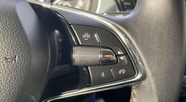 Skoda Fabia Combi Ambition 1.0 Navi PDC SitzHZG CarPlay 8-Fach