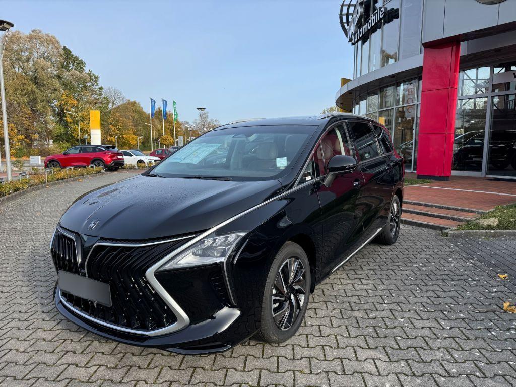 DFSK Forthing 5 DFM Forthing 4