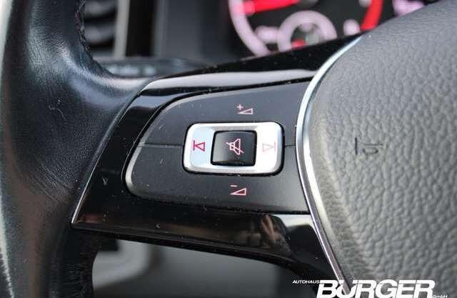 Volkswagen Polo VI beats Winterpaket Klima CarPlay Soundsystem Beg