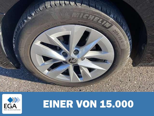 Skoda Octavia Combi 2.0 TDI Style 17