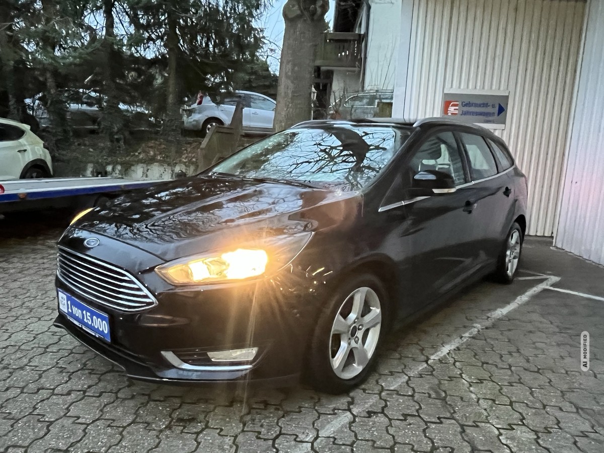 Ford Focus 1,5 ECOBOOST AUTOM*BUSINESS NAVI*PDC*PARK-ASS*KLIMAAUT