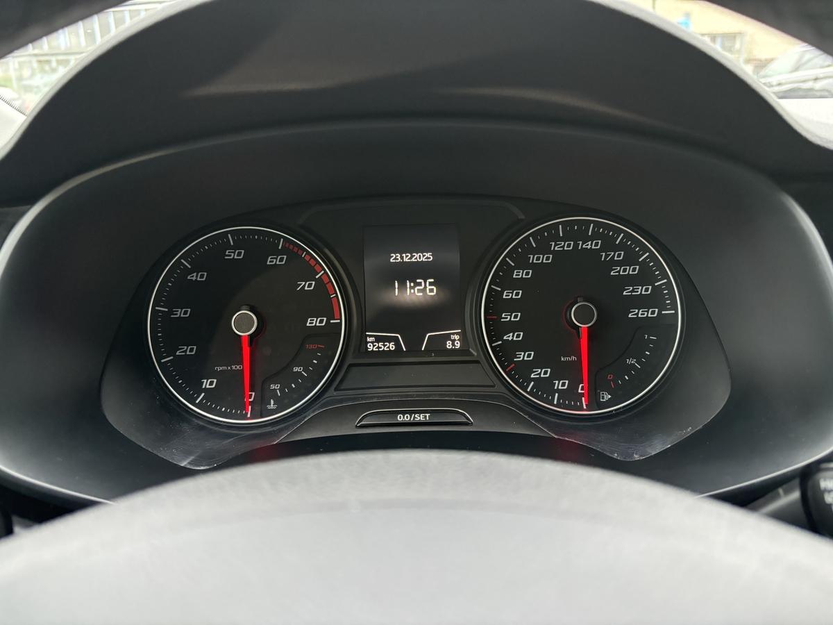 Seat Leon ST 1.2l TSI Style DSG Navi SHZ Alcantara 