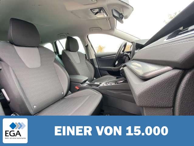Skoda Octavia Combi 2.0 TDI DSG NAVI-COLUMBUS+LED+SMAR