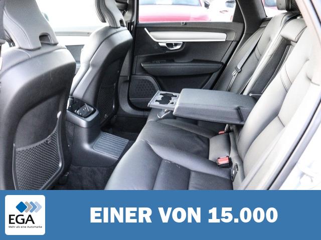 Volvo V90 Kombi Plus Dark Recharge Plug-In Hybrid AWD HUD StandHZG El. Panodach Digita