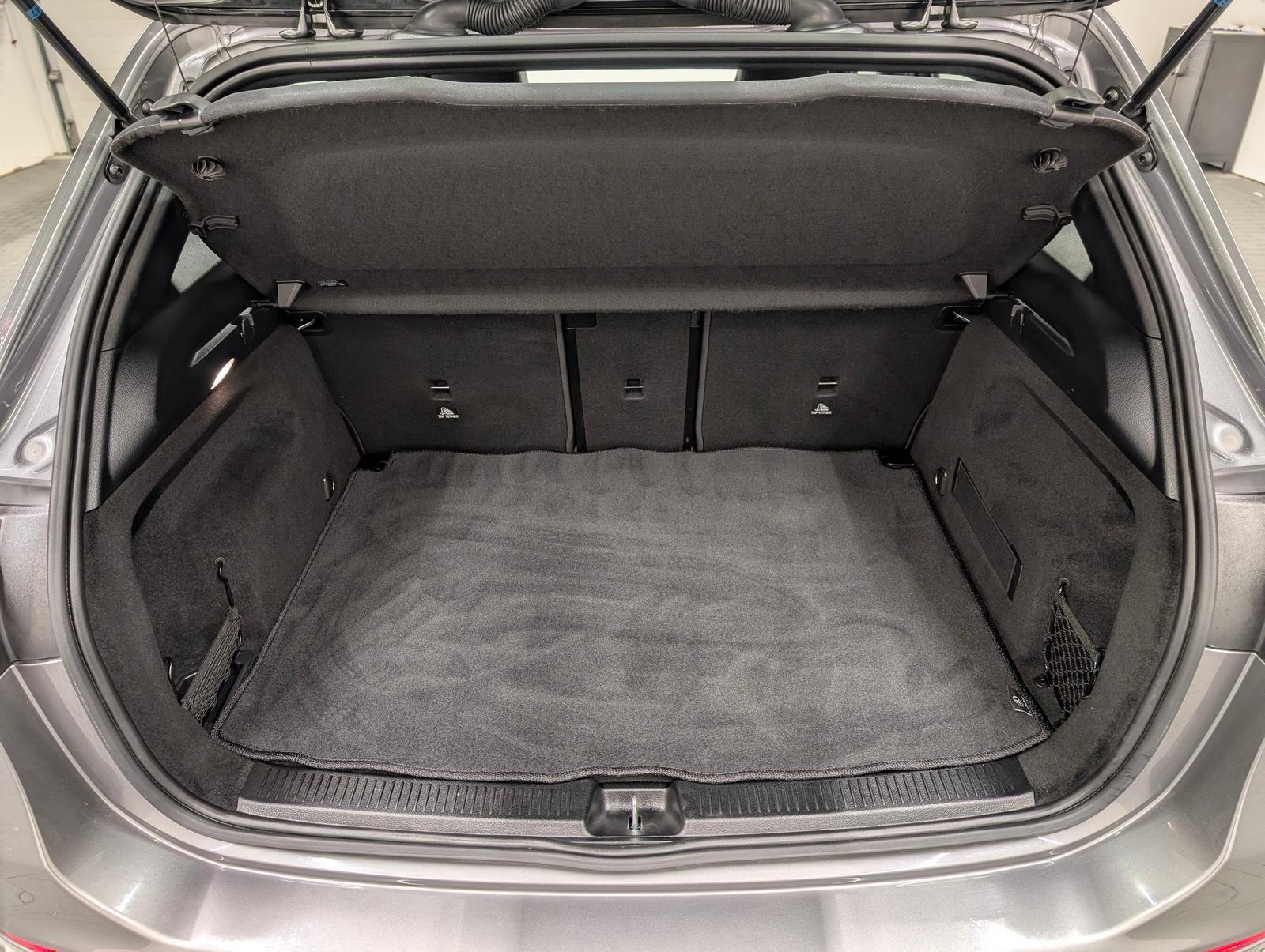 Mercedes-Benz B 180 AHK/Navi/SHZ/Tempomat/PDC/17-LM