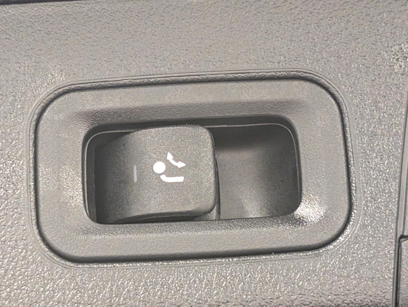 Mercedes-Benz B 180 AHK/Navi/SHZ/Tempomat/PDC/17-LM