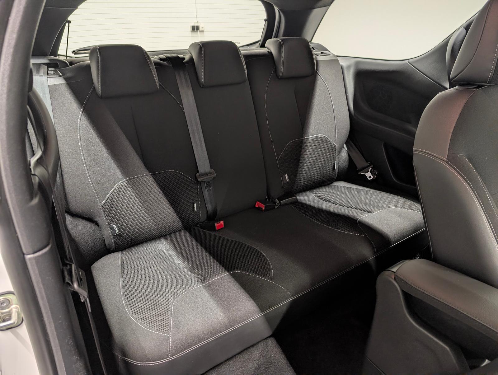 DS Automobiles DS3 SoChic Bi-Xenon/Navi/SHZ/Kam/Klimaaut./17-LM