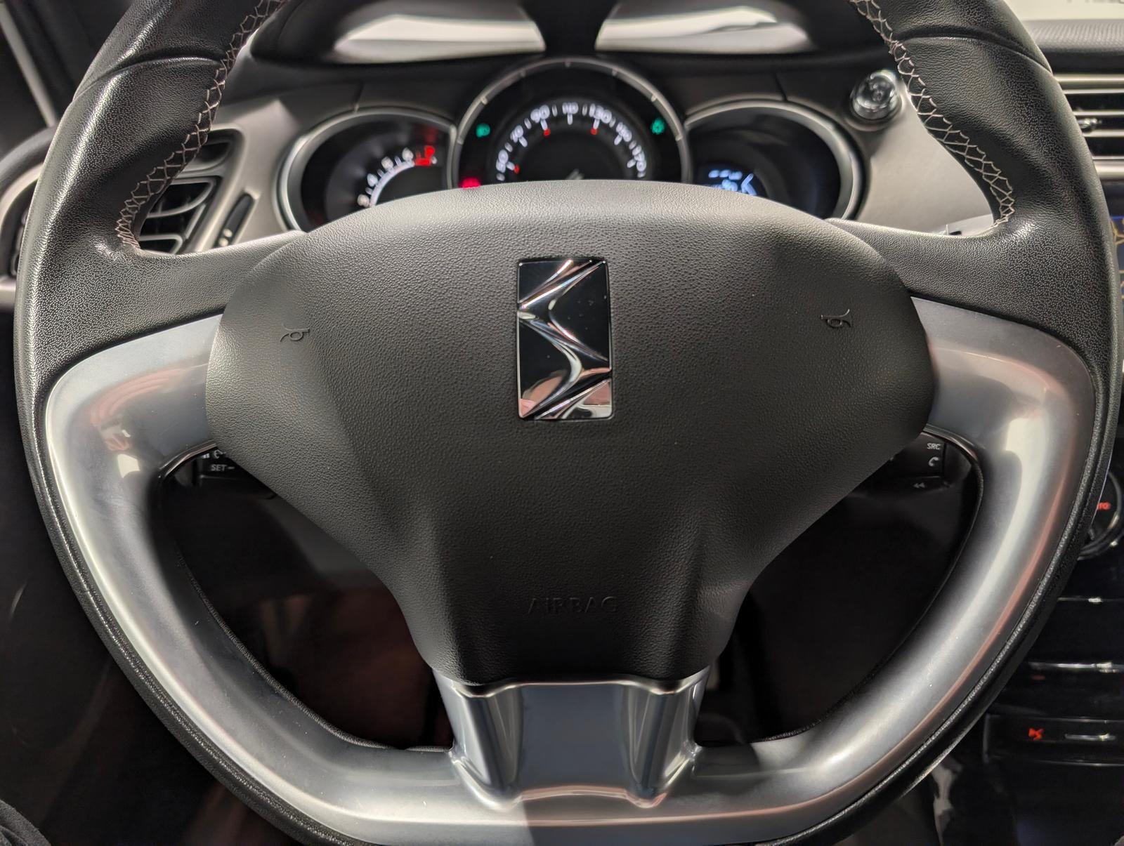 DS Automobiles DS3 SoChic Bi-Xenon/Navi/SHZ/Kam/Klimaaut./17-LM