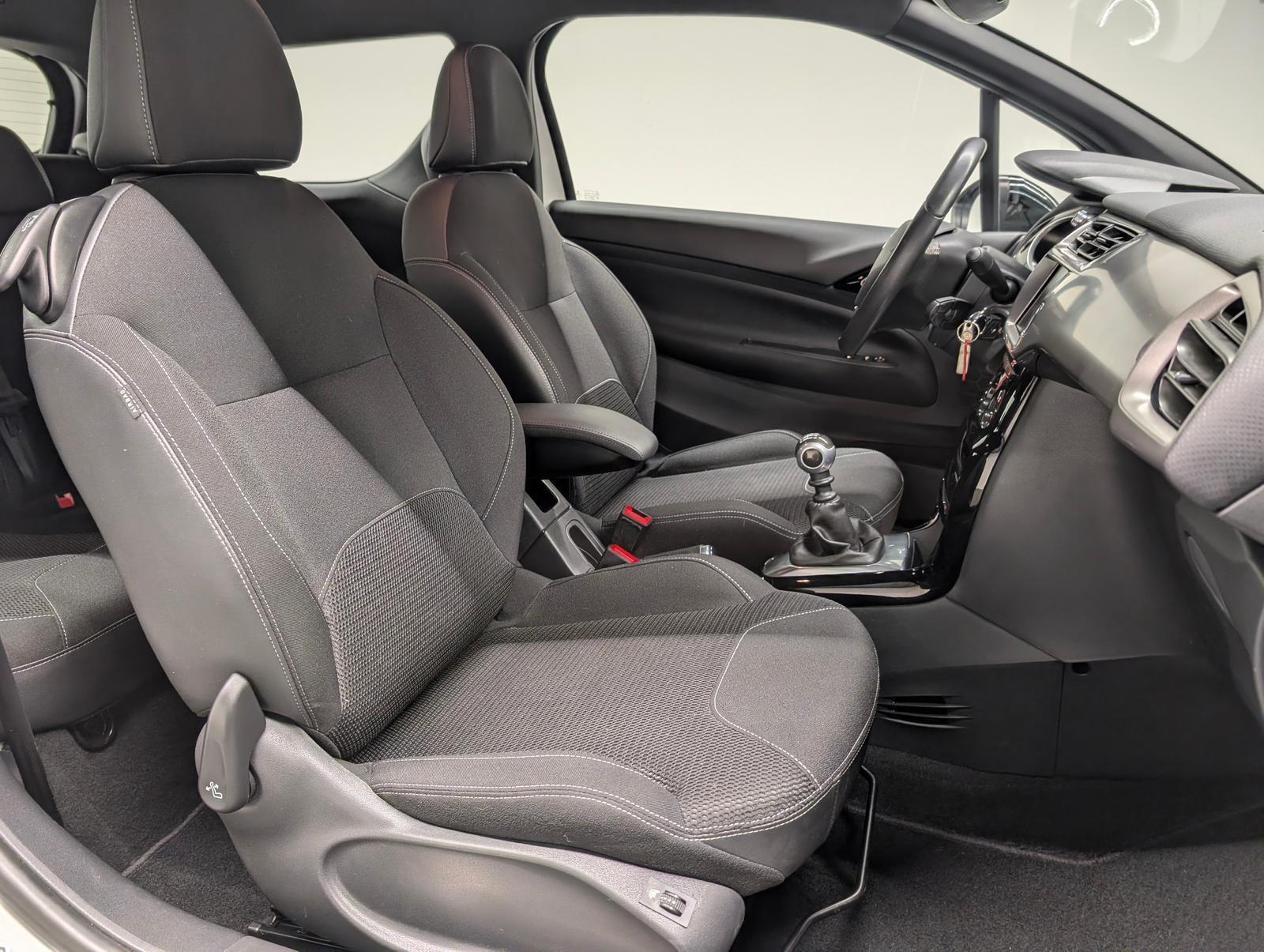 Citroën DS3 SoChic Bi-Xenon/Navi/SHZ/Kam/Klimaaut./17-LM