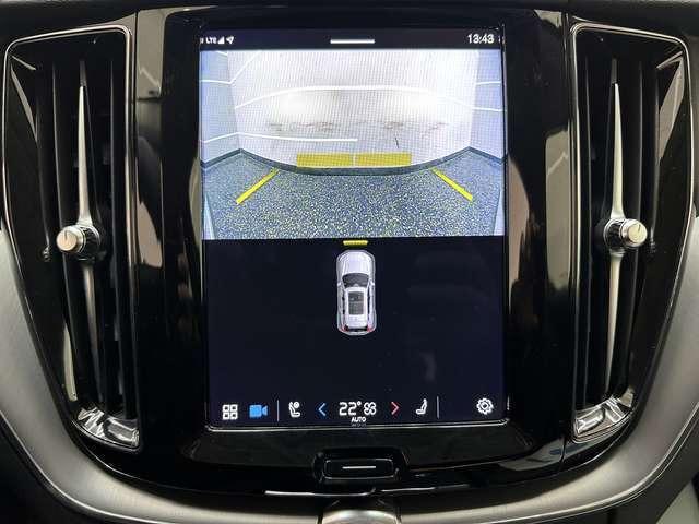 Volvo XC60 Momentum Pro 2WD 