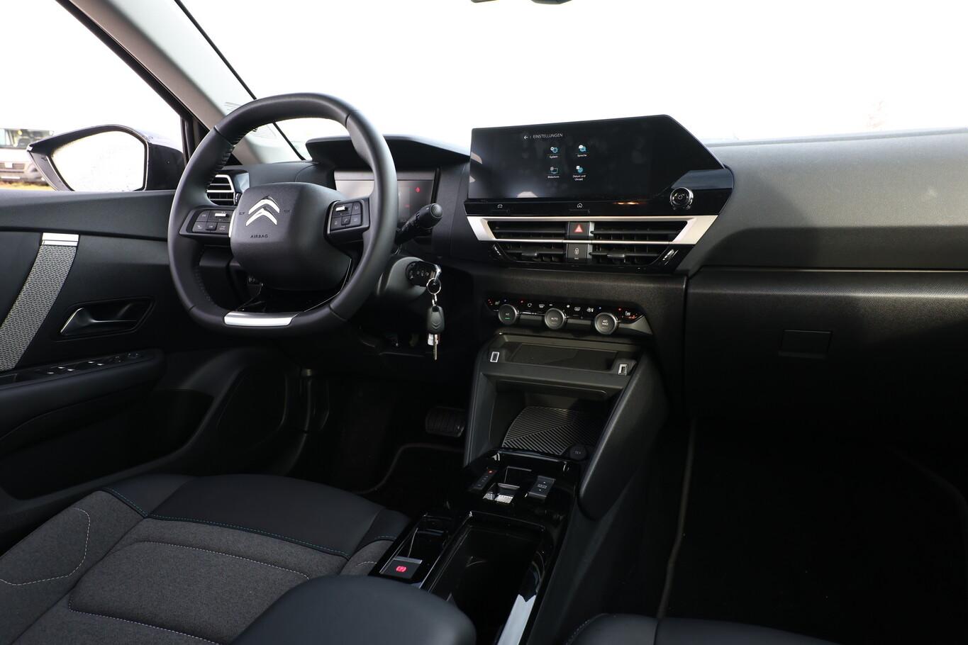 Citroën C4 X AT PLUS SHZ PDC DigC LED CarP 18Z DAB Temp