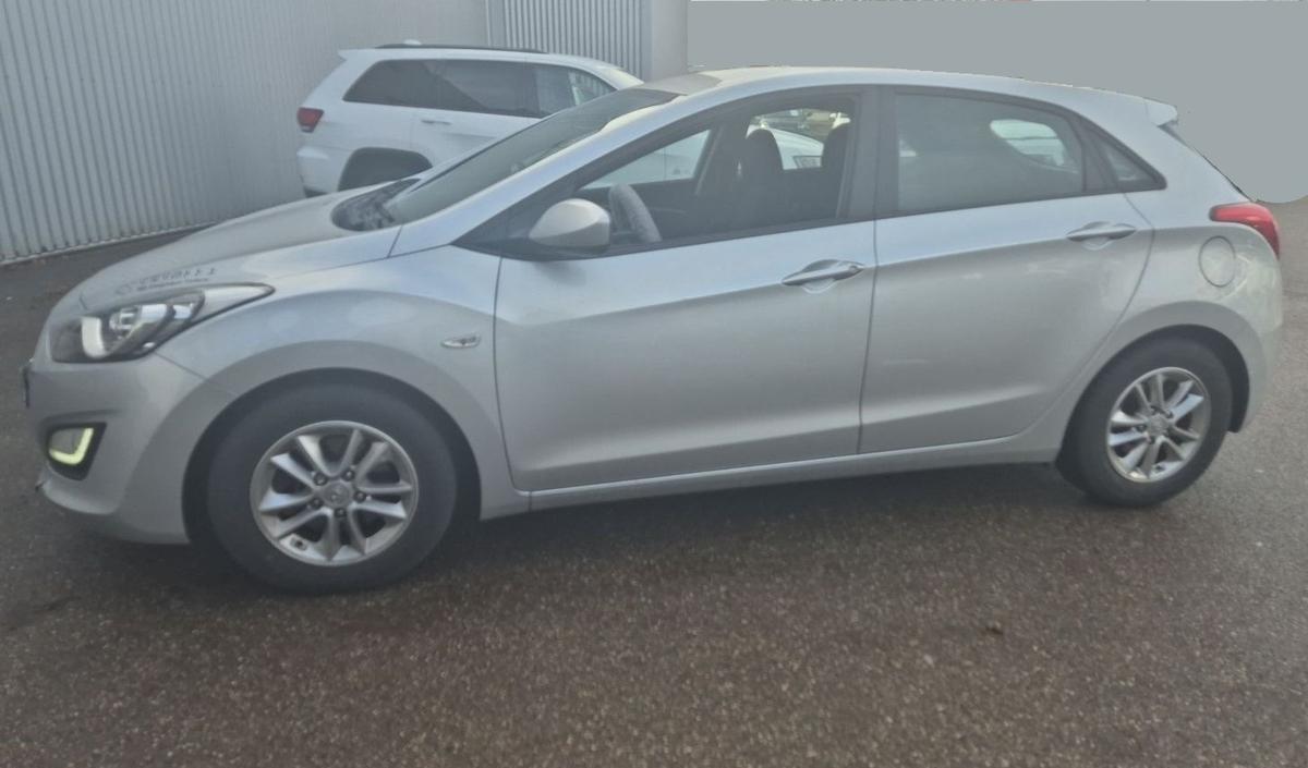 Hyundai i30 1.4  FIFA World Cup Edition SITZHZG PDC BT 