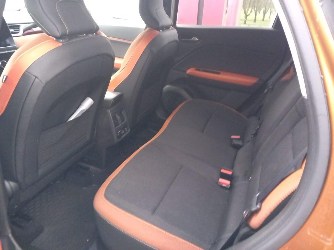 Renault Captur II 1.6 E-TECH 160 Aut. Intens Kam360° 18Z