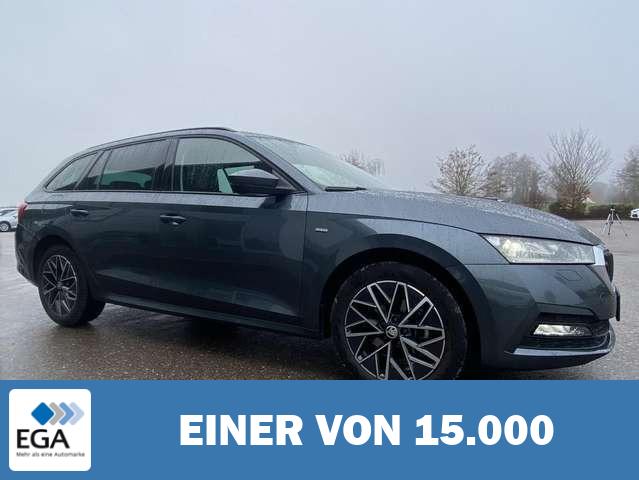 Skoda Octavia Combi 1.5 TSI e-TEC DSG CLEVER NAVI-COLU