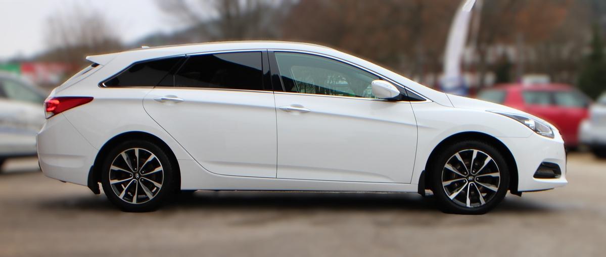 Hyundai i40 1.7 CRDi Style Blue 