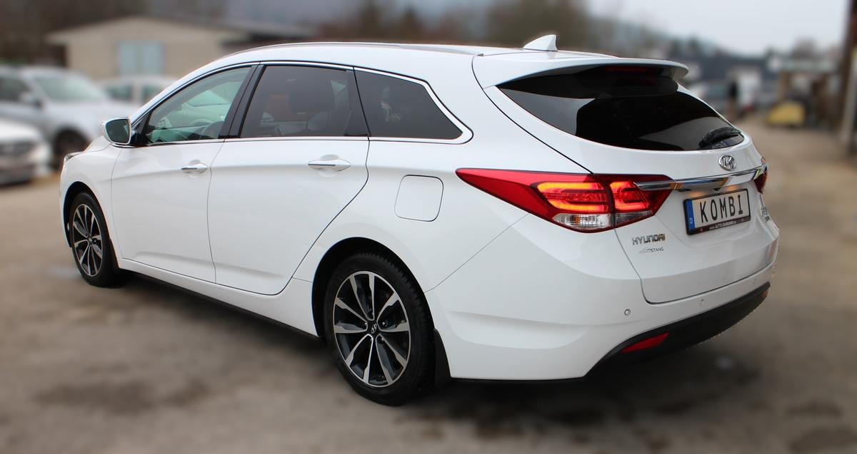 Hyundai i40 1.7 CRDi Style Blue 