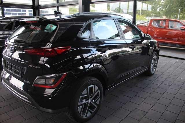 Hyundai S-Coupe Kona EV Select