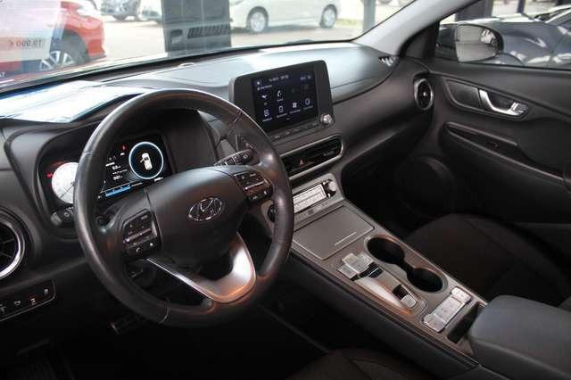 Hyundai S-Coupe Kona EV Select