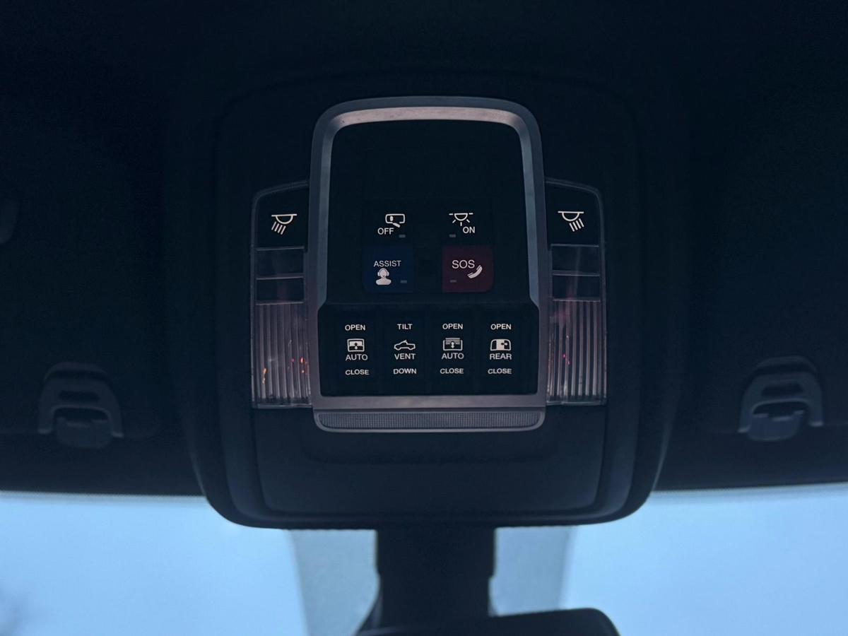 Dodge RAM 1500 Rebel- Gasanlage, Luftfahrwerk, Bodylift,FOXDämpfer