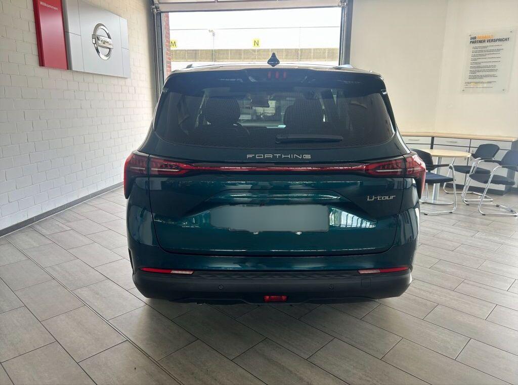 DFSK Forthing 5 DFM Forthing 4