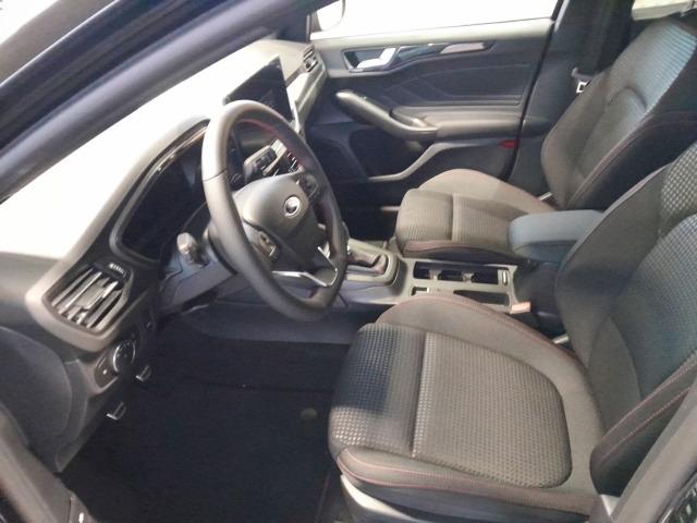 Ford Focus Turnier ST-Line X Navi digitales Cockpit B & O LED