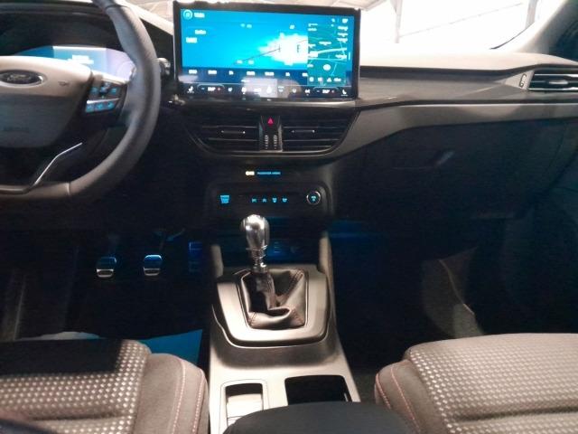 Ford Focus Turnier ST-Line X Navi digitales Cockpit B & O LED