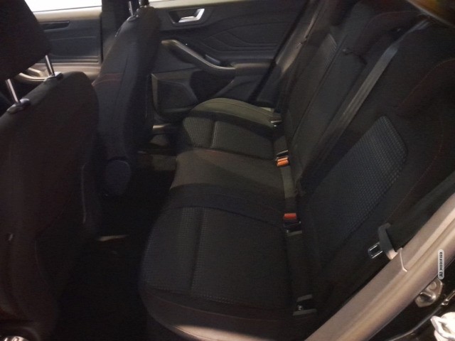 Ford Focus Turnier ST-Line X Navi digitales Cockpit B & O LED